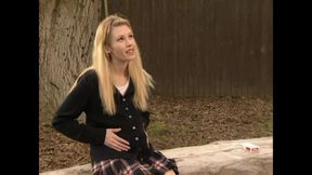 She Wants to Be Fucked Outdoors, and She Knows How to Make Him Enjoy