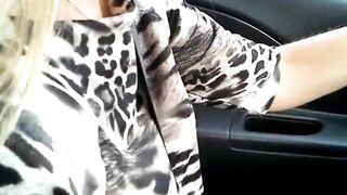 Masturbation inside the vehicle while driving inside Rome