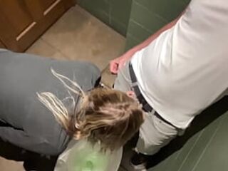 Peeing Outside and Getting Cunt Licked