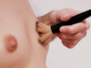 (ASMR brushing) Estimulación de pezones Tus tetas son el micrófono 4K