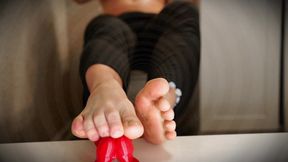 Shrink You Under My Feet