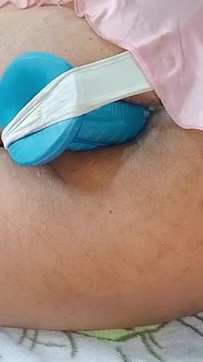 Dos Juguetotes Enormes Me Dejan Mi Colita Apretada Tada Abierta Y Me Duele Mucho Pero Me Encanta