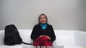 Alena 8605 -ampie cumshot action