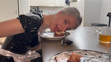 Food play with Noortje