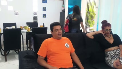 I waited for the cuckold to go to work and fucked my step mother my step father took it.