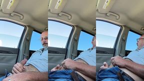 bigcockdaddy2531 - jacking off and i cum in a parking lot