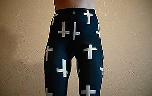 Juicy booty in leggings