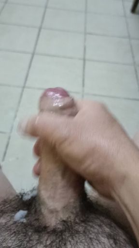 Delicious masturbation until I come