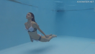 Tiny petite skinny sexy babe Hermione Ganger underwater