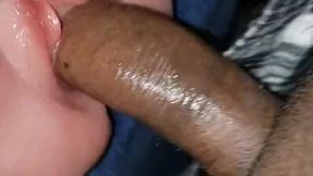 Follando duro un culito por ambos agujeros
