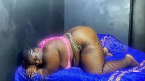 How to FUCK a BIG Bhad Bitch till she cums over n over!!