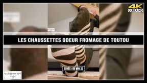 Les chaussettes odeur fromage de toutou 4K