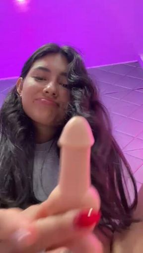 Humiliating your ridiculous chick: I try to kick it and just laugh 🤪🤣🤏🏻