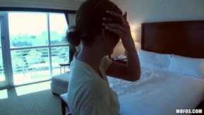 I Know That Girl - Katie King Gives Some Changing Room Head