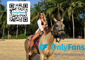 MAID FROM ONLYFANS IS CLEANING MY HOUSE - 12 MO FREE TRIAL