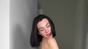 Member Video @darianaa @Teasing and #Brunette #Shaved Pussy #Small Tits #Naked video nsfw sexy | Tik.Porn