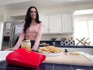 Venus Valencia’s Oral pleasure Houses My Jock for a Facial Tattoo Bash!