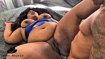 gozando na barriga da bbw depois de foder o seu cu