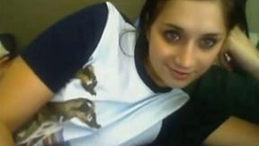 Cute ans sweet teen hottie in solo action on webcam