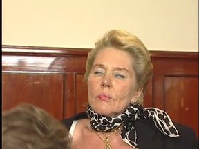 Horny granny spreads her legs and gets her hairy twat slammed