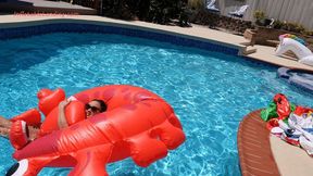 Roxy is a Damsel in Peril as Her Inflatable Springs a Leak. HD (1920x1080)