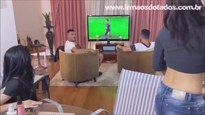 Bolas Na Trave / Balls Out (leicy, Murillo)