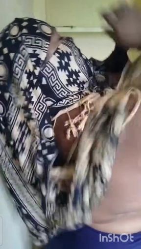 Village Aunty Saree Wearing