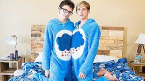 Cute Onesie Boys Get Very Dirty! - Cameron Hilander Kyle Rhodes - BoyCrush