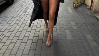 Geisha Kyd gives a footjob and gets teased in POV