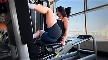 Likes To Fuck In The Gym - Gym Porn (551,487) | FUQ