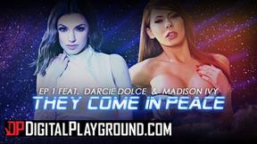 Butt-Licking Lesbian Girls Madison Ivy & Darcie Dolce