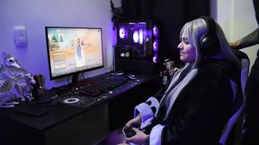 Dirty gamer chick gets savagely pounded while getting her Fortnite on.