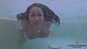 Relaxing MILF Jacuzzi Soak with Lofi Melodies