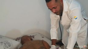 a consulta medica terminando em sexo