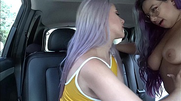 MaggieQueen and Ashley Grey fucking on the backseat