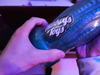 Unboxing Mr. Hankeys HungerFF, Comics and Davy&#039;s Tendrils Dildos