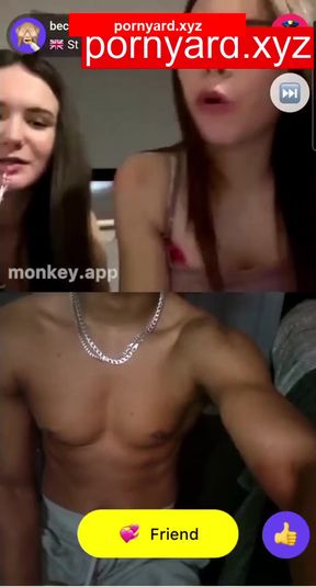 Amateur teen flashes webcam in homemade clip