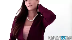Sexy - MILF realtor fucks pervert for money