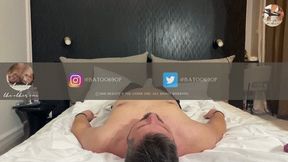 amateur WIFE sitting on and fucking husbands face