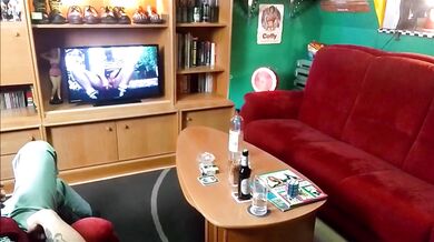 Punk skingirl stuffs bottles till her booty leaks on black stockings