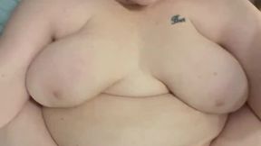 Thick and chubby nerdy girlfriend gets a messy massive cumshot