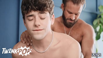 TWINKPOP - Joey Mills Rides Bruce Jones'_ Big Dick, Then Gets His Creamy Load All Over His Cock