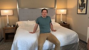Dude Lazes in Bed and Gets Fucked by Two Bitches