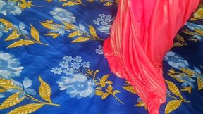 Indian Hot Bhabhiji Enjoying with Her Boyfriend in Pink Saree