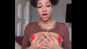 Foxybrown sucking bbc dildo and plsyin with tits