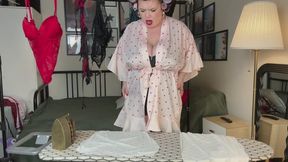 Freaky Friday Step-Mommy - Step-Mommy Roxanne Miller is making you cum with roleplay, taboo, body swap, magic control, hairy bush, huge boobs, pin-up look and nylons HD