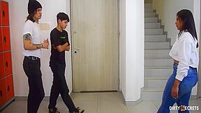 Real Estate Agent Fucks A Client While Showing A House 27 Min