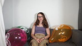 Saskia - Cute Prints Need Cute Necks!