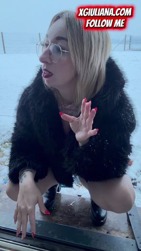 Giuliana this dildo and this feels good under the Normandy snow   Clip 2