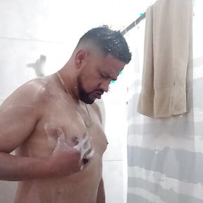 Fat boy takes a shower on his master&#039;s orders